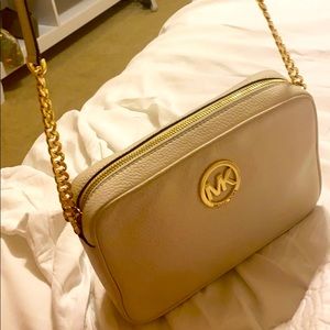 MICHEAL KORS FULTON LG EW CROSSBODY LUGGAGE